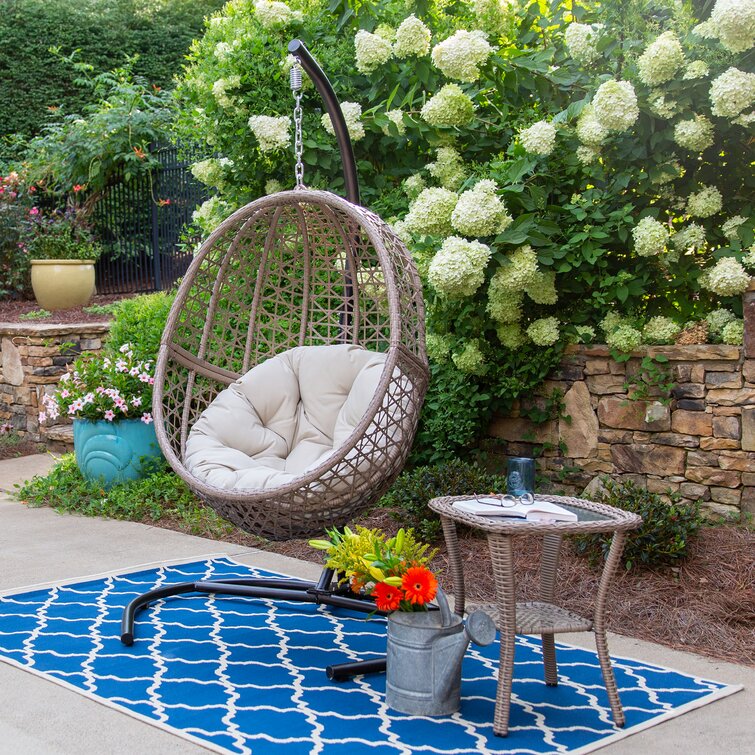 Swinging discount patio chair